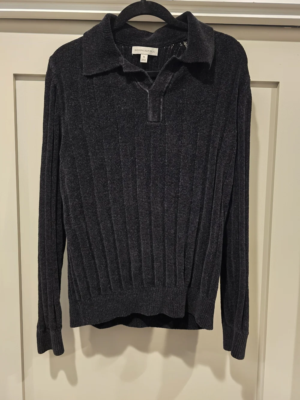 Banana Republic Men's Black Chenille Ribbed V‑Neck Polo Sweater